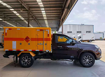 沙湾爆破器材运输车